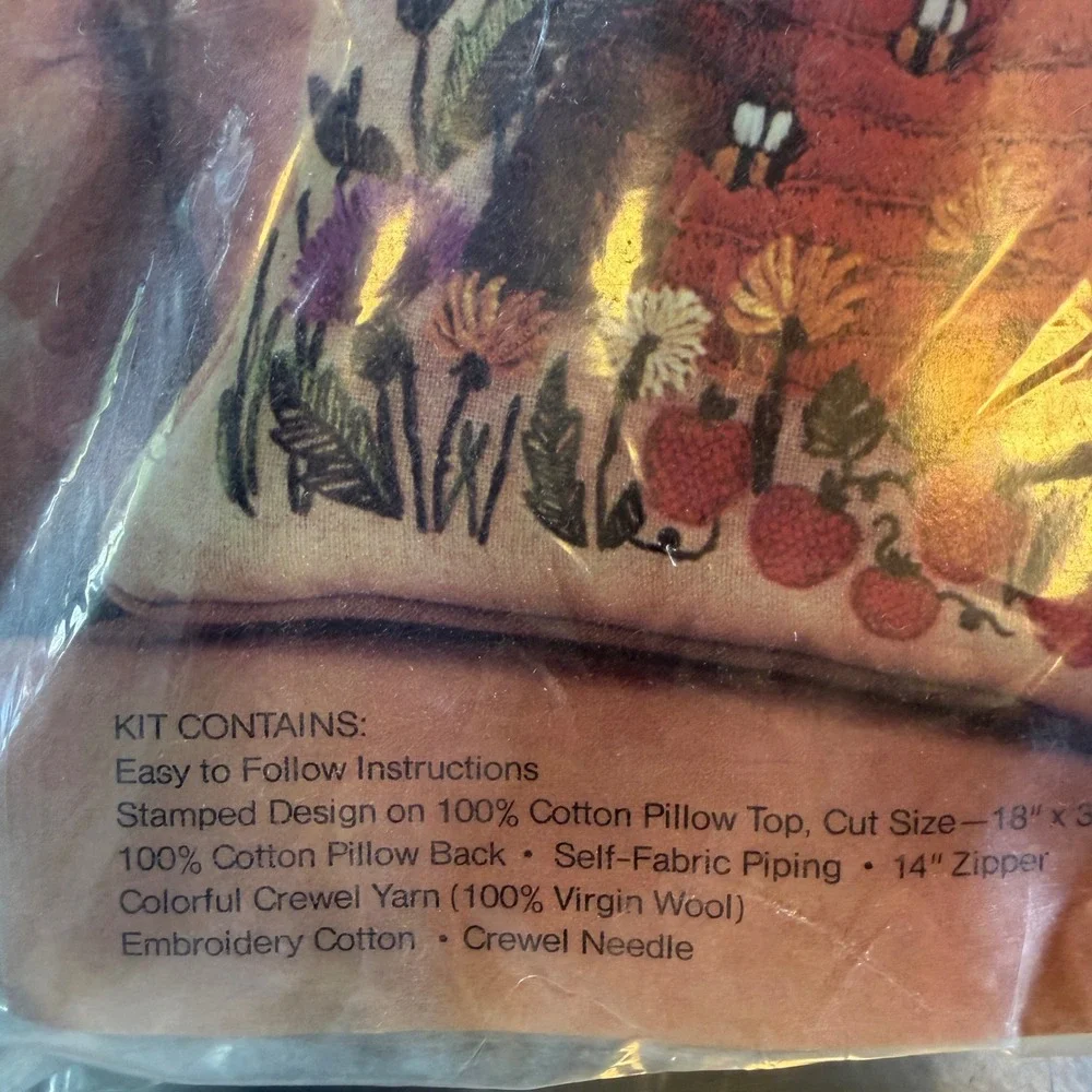 Vintage Avon Bee Garden Crewel Embroidery Pillow Kit 16x16 Bees Flowers New